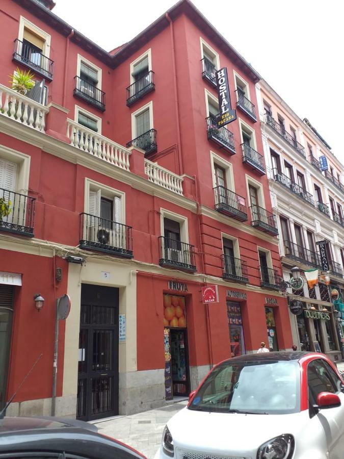 Hostal Rio Parana Madrid Bagian luar foto